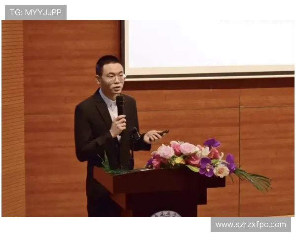 飞盘追梦:周军的热血人生与深度对话探索 飞盘追梦:周军的热血人生与深度对话探索