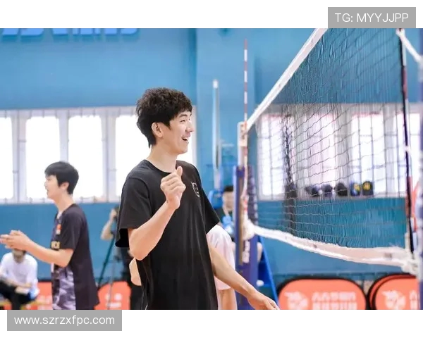 上海排球队的速度之谜:揭秘排球巨献背后的训练与策略 上海排球队的速度之谜:揭秘排球巨献背后的训练与策略